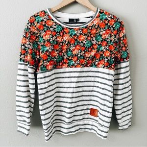 & Ampersand Gray/White Striped & Floral Crewneck Sweatshirt Size XS